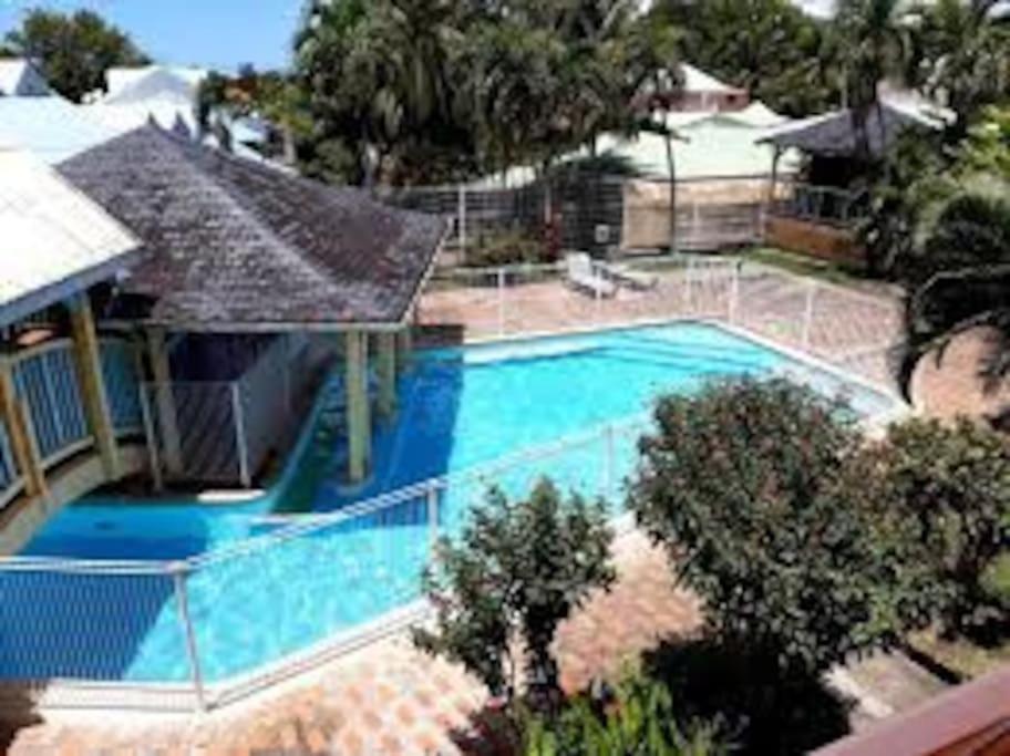 Appartement Ker-Eol Residence Canouan Sainte-Anne Avec Piscine Esterno foto