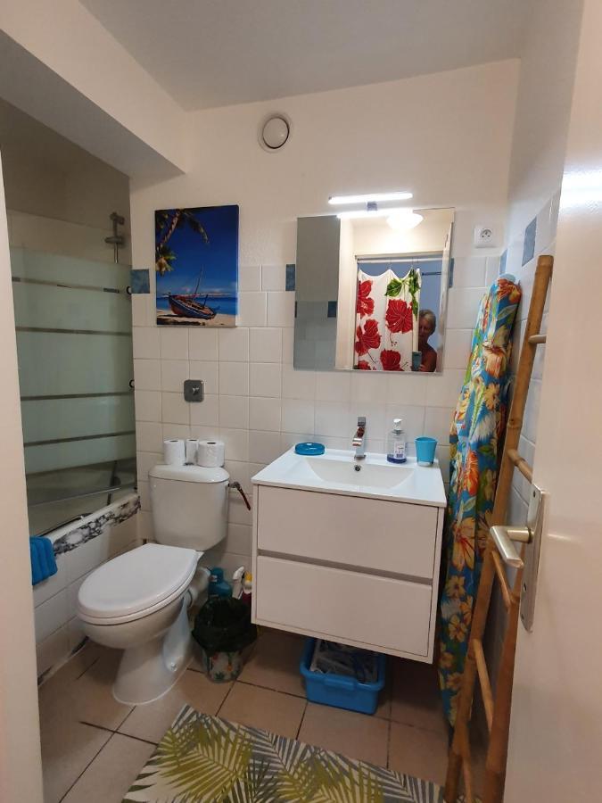 Appartement Ker-Eol Residence Canouan Sainte-Anne Avec Piscine Esterno foto